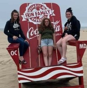 Meet your Posher, Gina